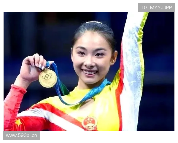 刘璇退役后住进别墅，每天五点起床练瑜伽，这哪是体操冠军，分明是豪门太太