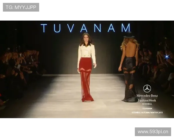 潘展乐训练完直接打飞的去米兰看秀，这哪是游泳队的，分明是超模日程